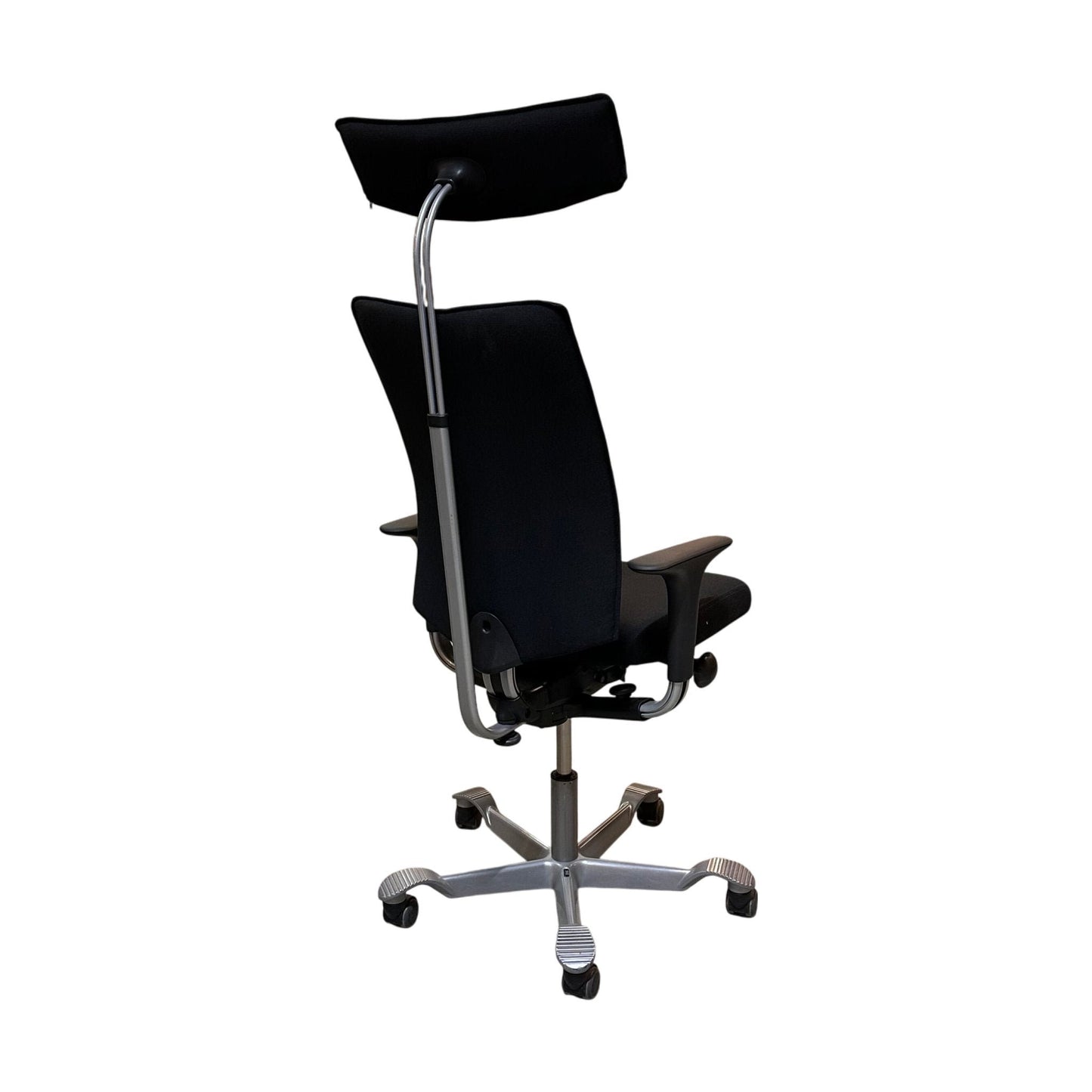 HÅG kontorstol med nakkestøtte, sort