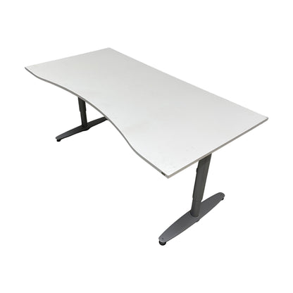 Manuelt hev/senk skrivebord fra Kinnarps, hvit, 180x80 cm