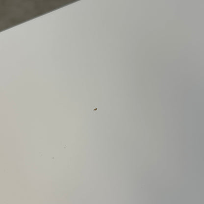 Trotten skrivebord fra IKEA, hvit laminat, 120x70 cm