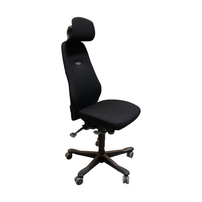 Kontorstol fra Kinnarps m/nakkestøtte, svart