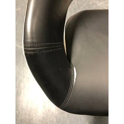 Grace barstol fra A-Møbler, PU (imitert skinn)