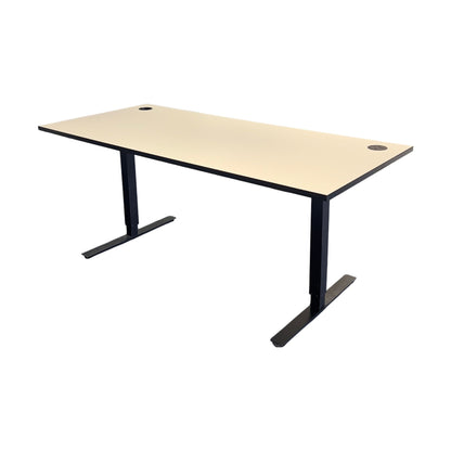Elektrisk hev/senk skrivebord 160x80 cm, hvit laminat, Edsbyn