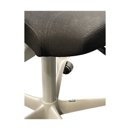 Håg Capisco 8106 kontorstol, svart tekstil