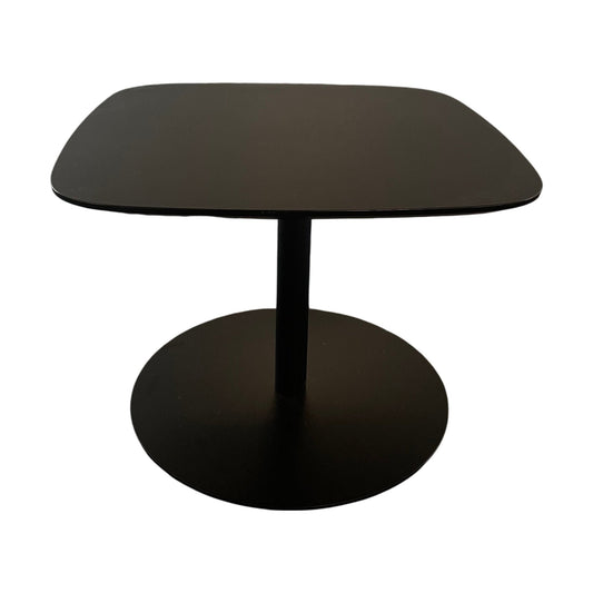 Svart sidebord i stål, 70x70 cm