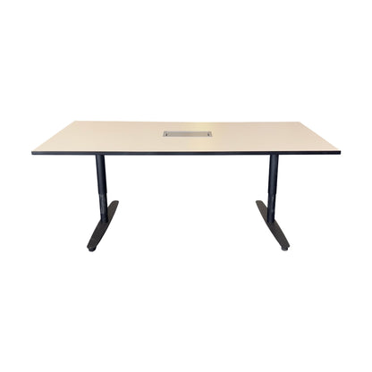 Justerbart møtebord 180x80