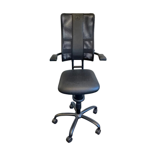 SpinaliS Hacker kontorstol i skinn