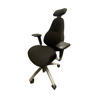 Kontorstol fra RH Mereo 220, svart stoff