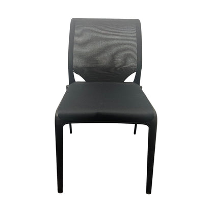 MedaSlim konferansestol fra Vitra, svart, moderne design