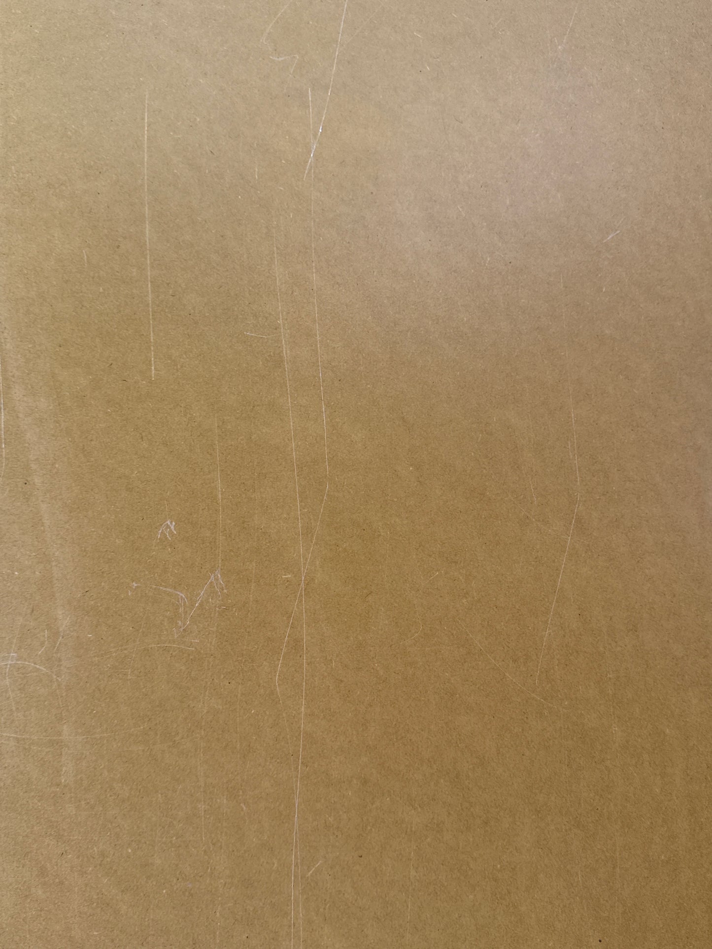 Sittebenk i tre, valcromat