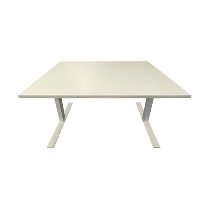 Elektrisk hev/senk skrivebord, hvit laminat, 120x80 cm