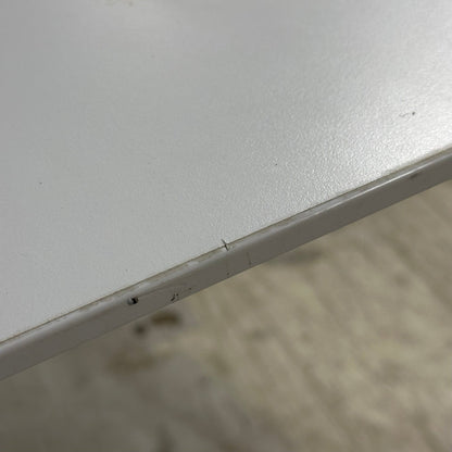 120x80 elektrisk hev/senk skrivebord, hvit laminat,