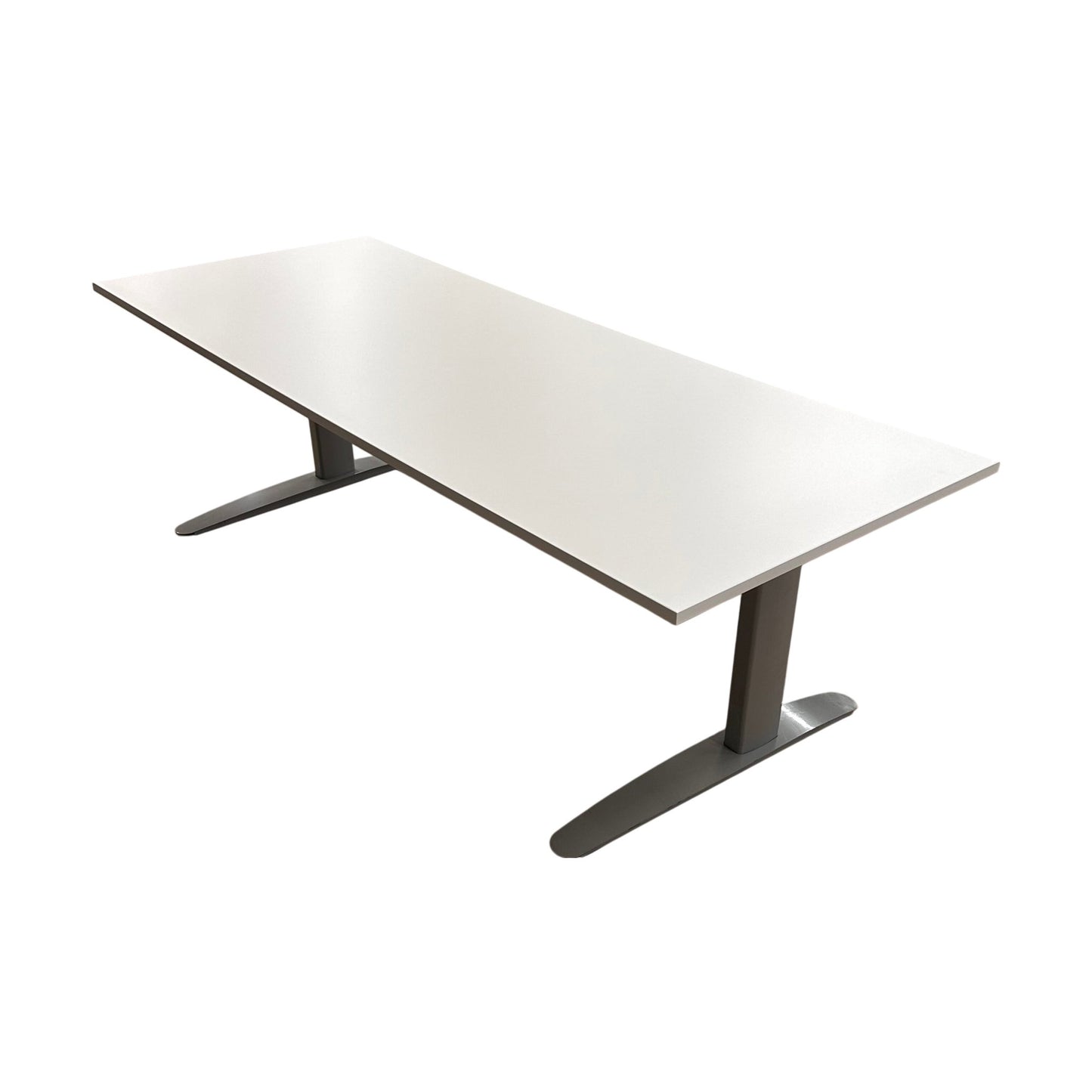 Elektrisk hev/senk skrivebord med helt ny bordplate, 200x80cm