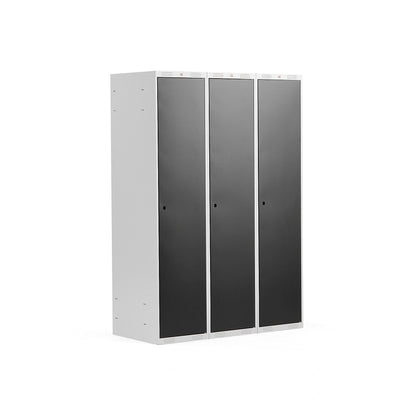 Garderobeskap CLASSIC, 3 seksjoner, flatt tak, H1740 B1200 D550 mm, svart