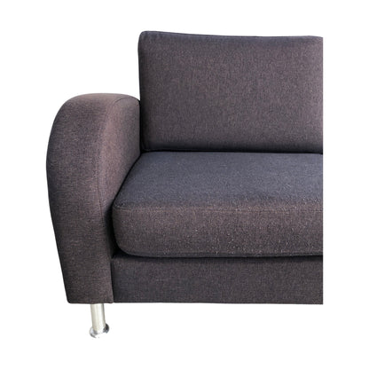 Brun hjørnesofa med åpen ende