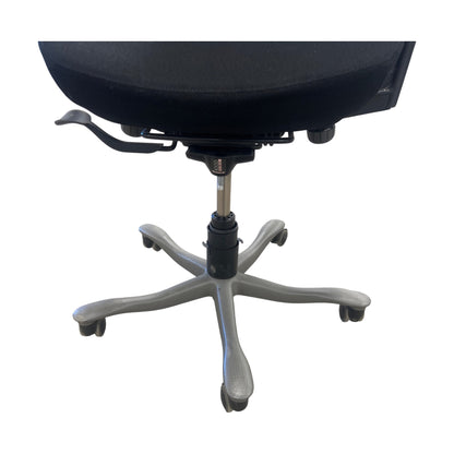 Kontorstol Kinnarps 8000, svart