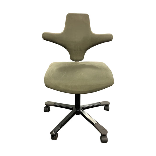 Håg Capisco 8106 kontorstol, oliven grønn