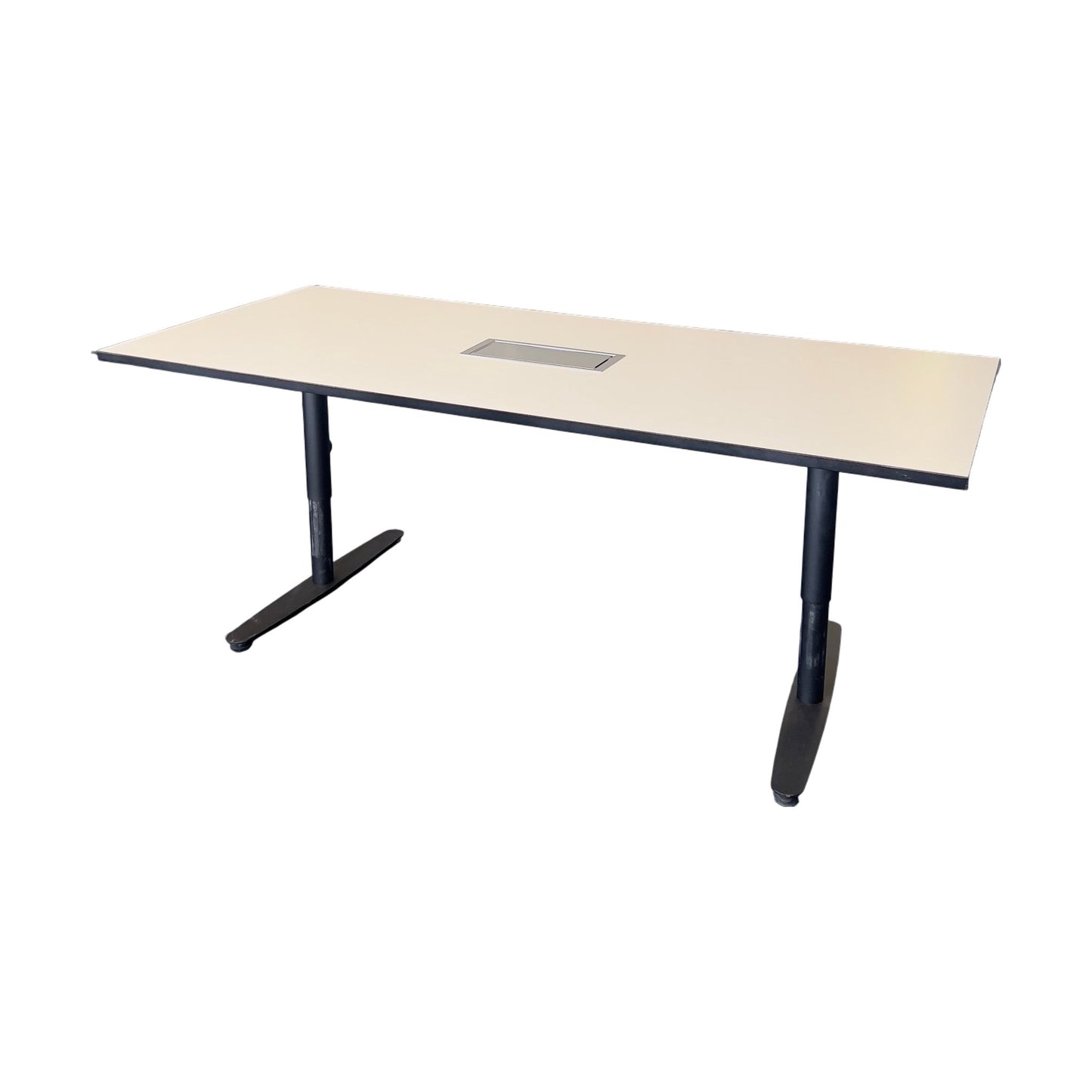 Justerbart møtebord 180x80