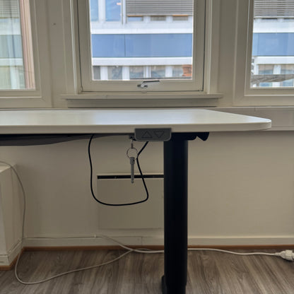IKEA Bekant el hev/senk skrivebord, 160x80cm