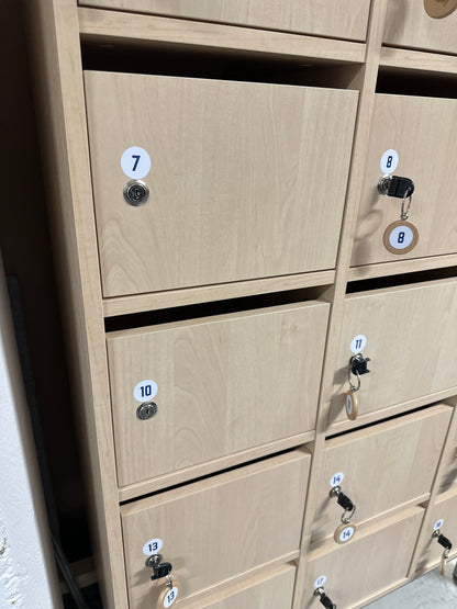 Småromskap bjørk, BxDxH 980x400x1780, 18 rom