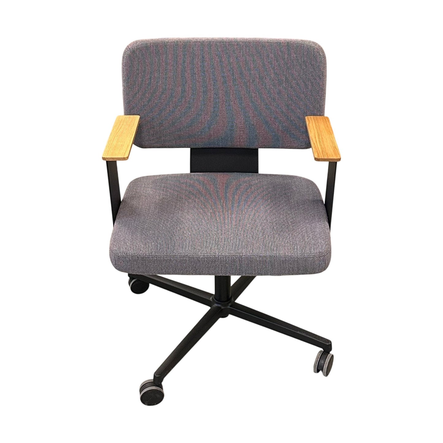 Grand møteromsstol fra Horreds, lilla