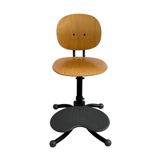 Casper elevstol fra Kinnarps, trefarget