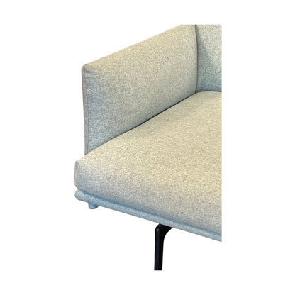 Outline 2-seter sofa fra Muuto i blå