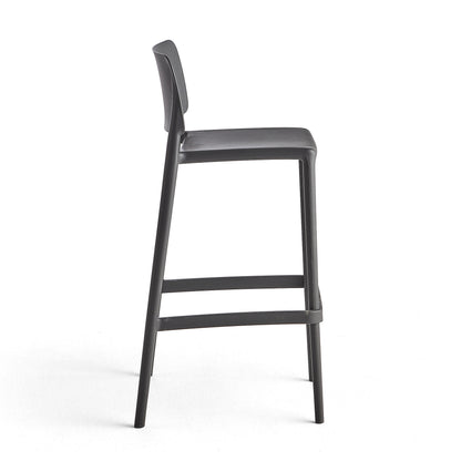 Høy barstol RIO fra AJ Produkter, 750 mm høyde, stabelbar