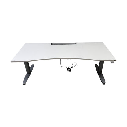 Kinnarps elektrisk hev/senk skrivebord fra Kinnarps, hvit, 180x80 cm