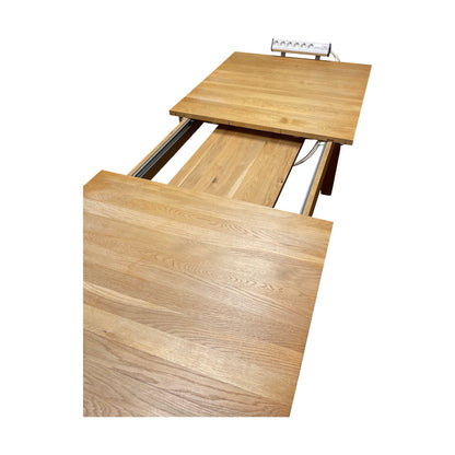 Utrekkbart møtebord tre