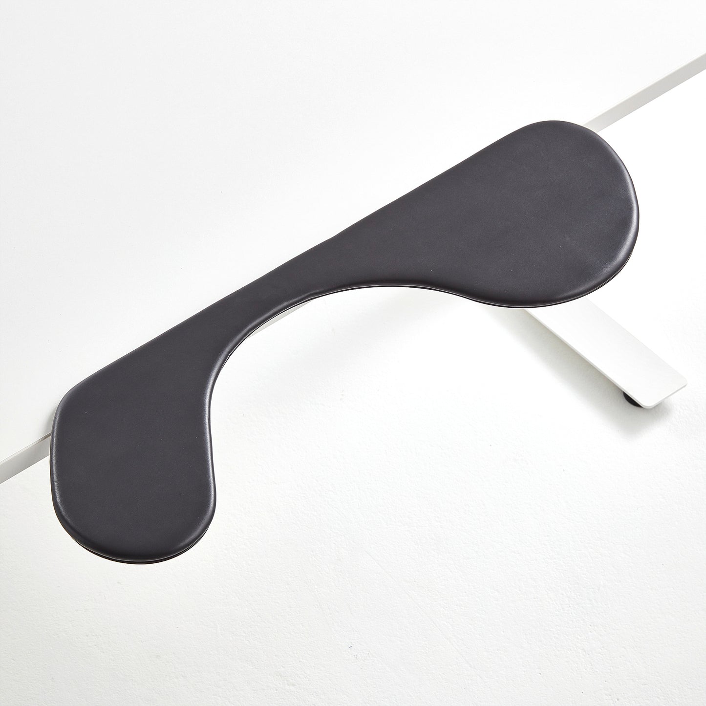 Underarmsstøtte til skrivebord, svart