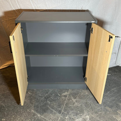 Skap fra Aarsland, grå med tredør, 80 cm