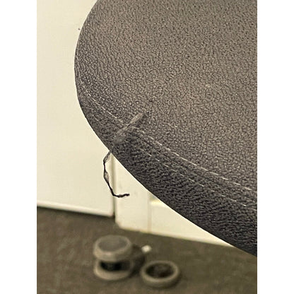 Freefloat 6000 kontorstol med nakkestøtte fra Kinnarps, grå