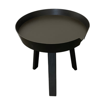 Around sofabord fra Muuto, sortbeiset eik, 45x45x35 cm