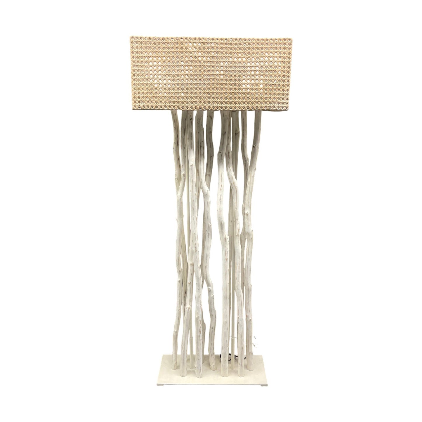Hvit trerots lampe fra East at Main
