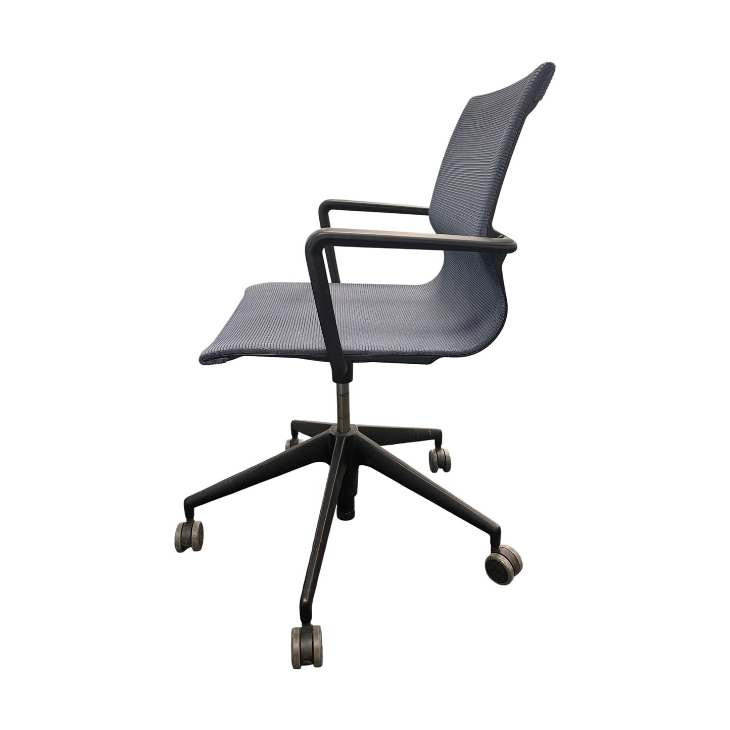 Physix møteromsstol fra Vitra, blå