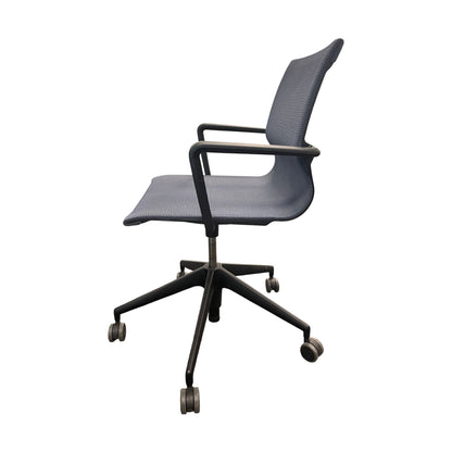 Physix møteromsstol fra Vitra, blå