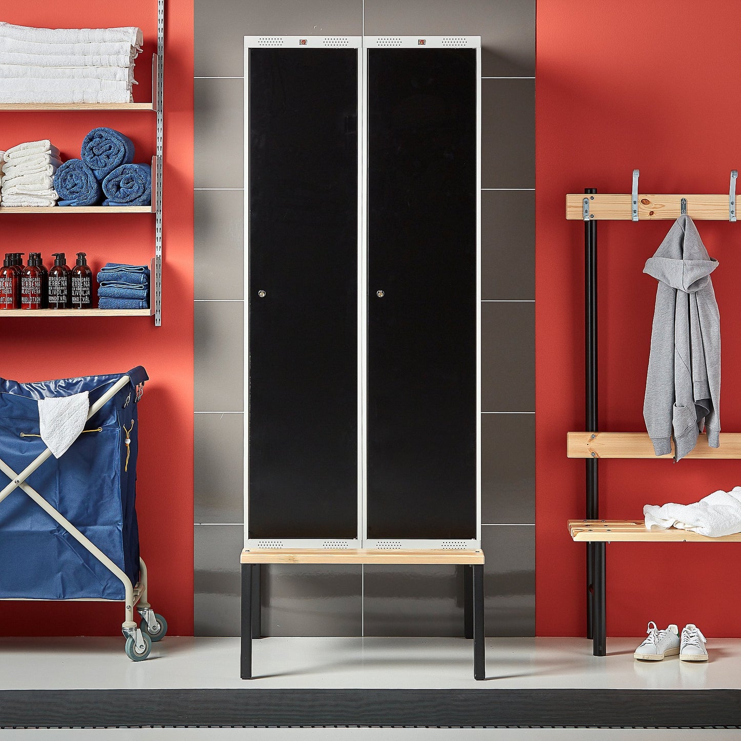 Garderobeskap CLASSIC, benkestativ, 2 seksjoner, H2120 B800 D550 mm, svart
