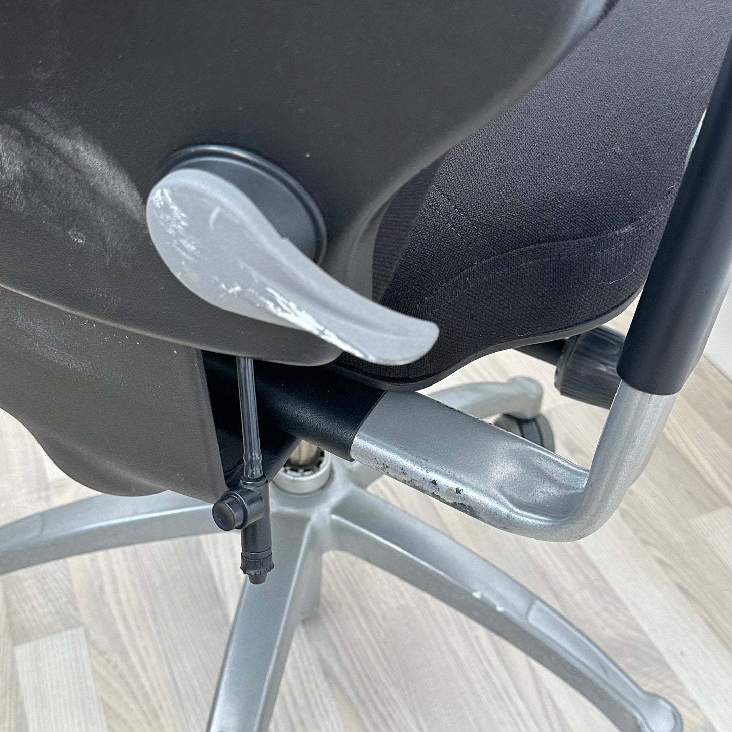 Kontorstol RH Logic 300, sort