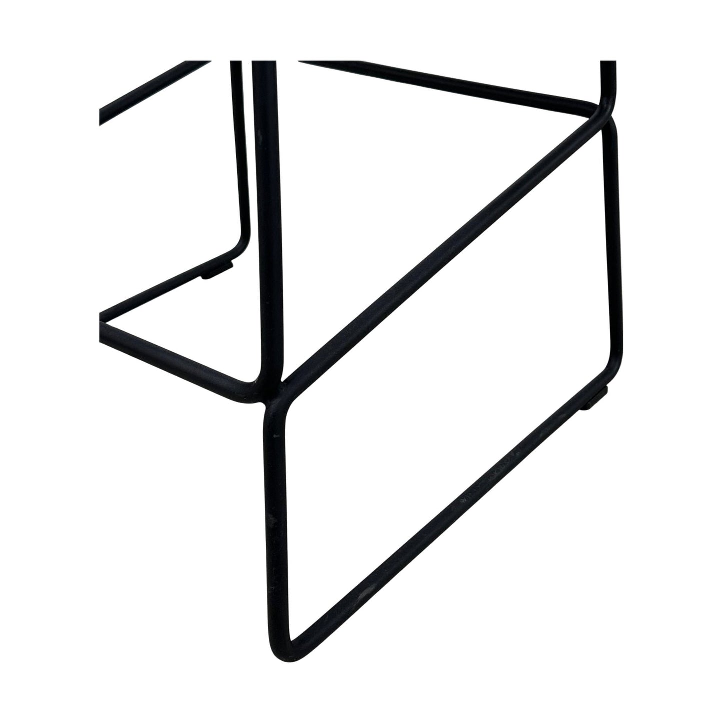 About A Stool barstol fra HAY, svart, 65 cm høy