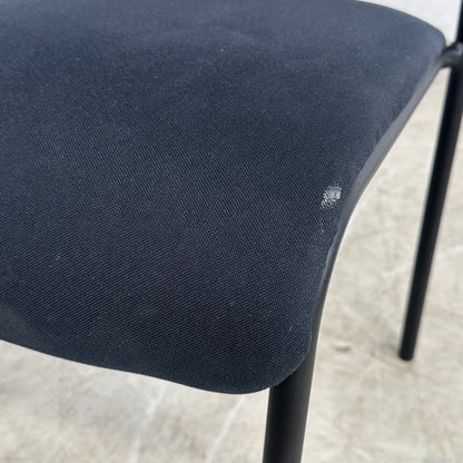 Särna møteromsstol fra IKEA, svart tekstil, stablebar