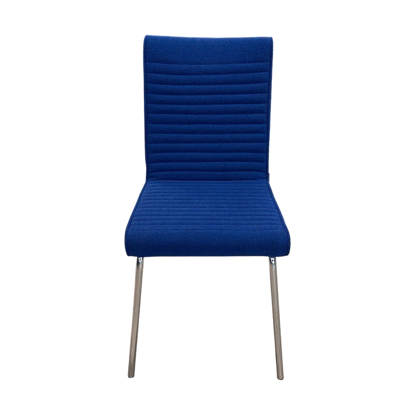 Møtestol fra Offecct, mørk blå