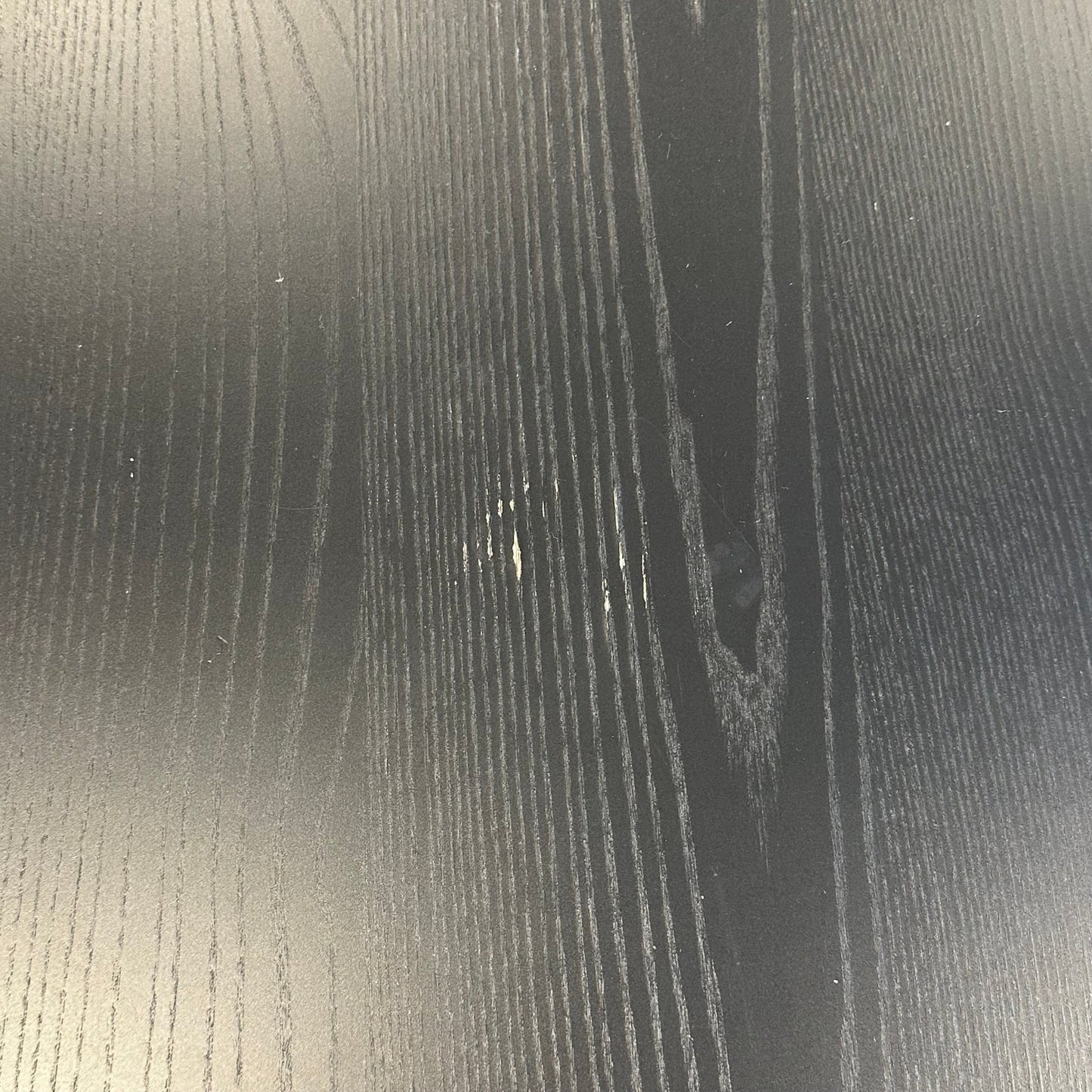 Bekant skrivebord fra IKEA, svart laminat, 160x110 cm