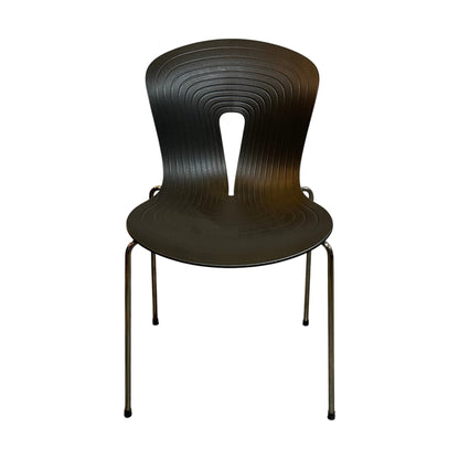 Pond møteromsstol fra ForaForm