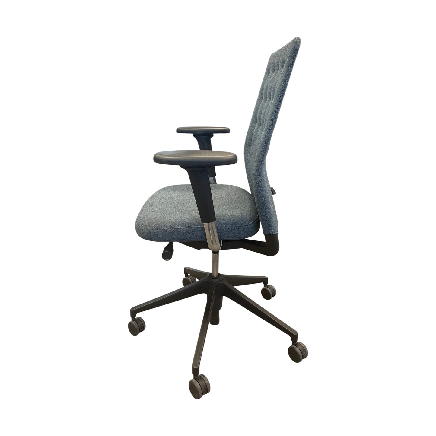 ID trim kontorstol fra Vitra, blå