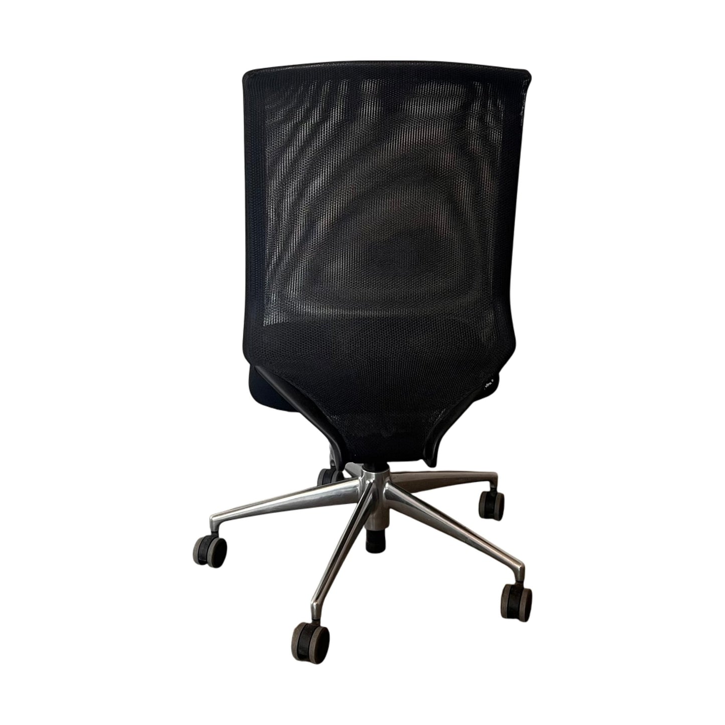 Meda kontorstol fra Vitra, svart mesh