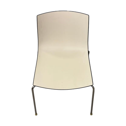 Arper Catifa 46 møteromsstol, hvit, stabelbar