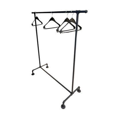 Svart klesstativ, 157 x 60 x 140 cm