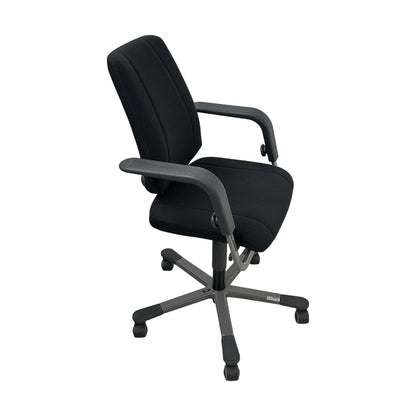 Kontorstol fra HÅG, modell Credo, sort