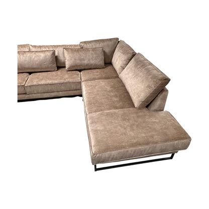 Ashford U-sofa fra A-Møbler, bronsje velour