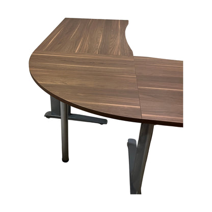 Skrivebord med brun plate, venstresving, 200x200cm